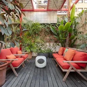 Praktik Garden ** Barcelona